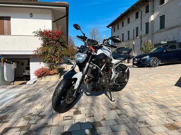 Yamaha MT07