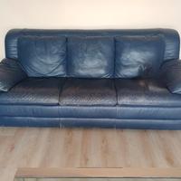 2 divani pelle col. blu