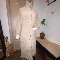 Cappotto lungo montone in vera pelle pelliccia