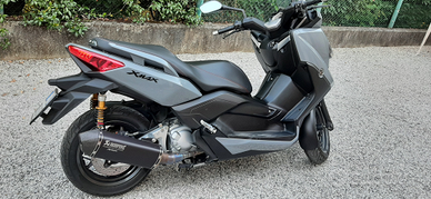 Yamaha Xmax 250