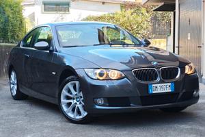 BMW 325 xDrive 3.0 BENZINA 218cv Coupè / Unipro