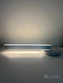 Lampada Artemide Nashi Long di Naoto Fukosawa