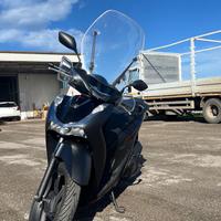 Honda SH-150 sport