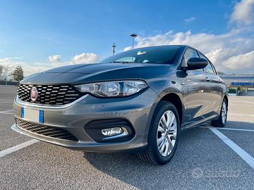 Fiat Tipo 1.3 MJT Lounge