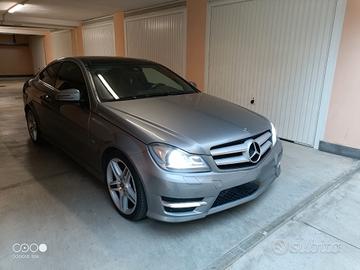 Mercedes c220 Amg coupé 