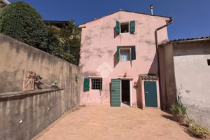RUSTICO A FERRARA DI MONTE BALDO
