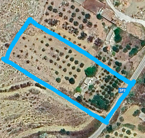 Terreno con antico casolare