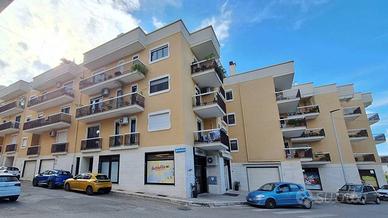 Negozio a Castellana Grotte, 1 locali