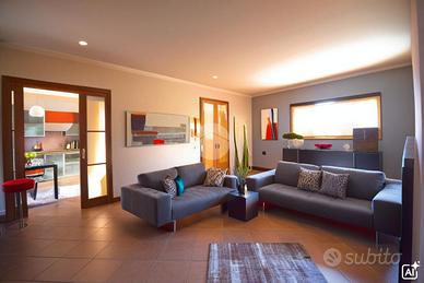 VILLA SINGOLA A CASTIGLIONE DELLE STIVIERE