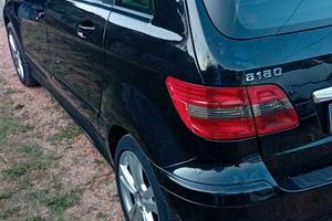 Mercedes Benz Classe B 180