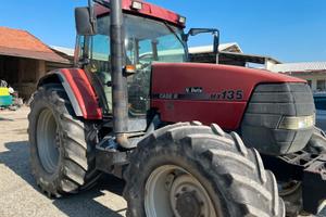 Trattore case IH MX 135
