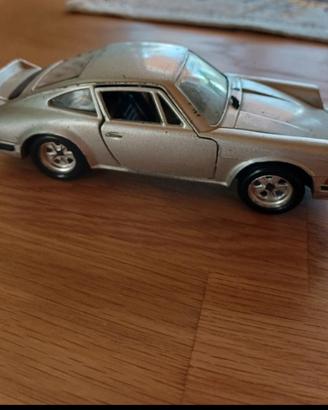 macchinina porsche carrera 