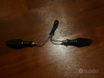 Frecce psteriori a led per moto