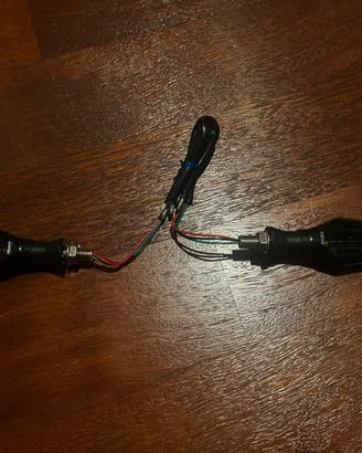 Frecce psteriori a led per moto
