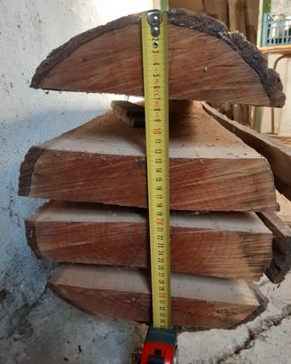 Tavoloni da tronco di noce