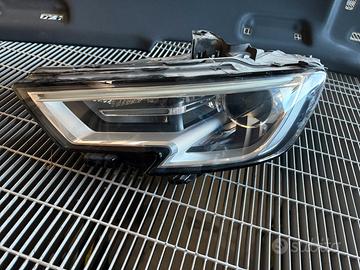 Faro anteriore sinistro originale Audi A3 8V