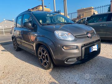 FIAT Panda 1.0 Hybrid 5p. City Life RADIOApp