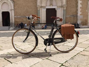 Bicicletta vintage, marca Leri, sella brooks