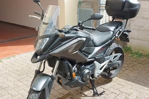 Moto Honda 750 NC