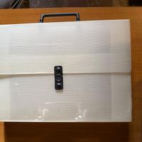 Cartellina in polionda con maniglia (belle arti)