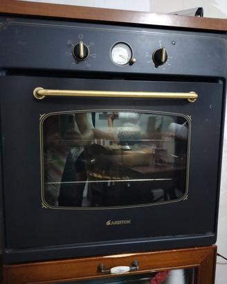 forno  Ariston ventilato+ Piano cottura 4 fuochi 