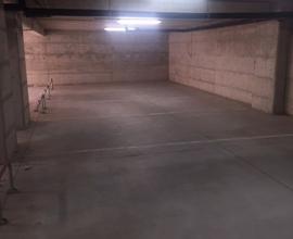 Cagliari Box Auto Contigui in Autorimessa