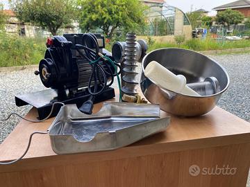 Spremipomodoro elettrico Reber
