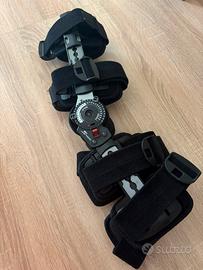 Ginocchiera post operatoria