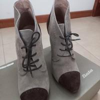 Tronchetti Stringati in Vera Pelle