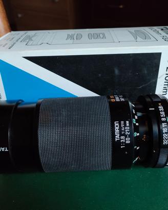 Teleobiettivo Tamron.