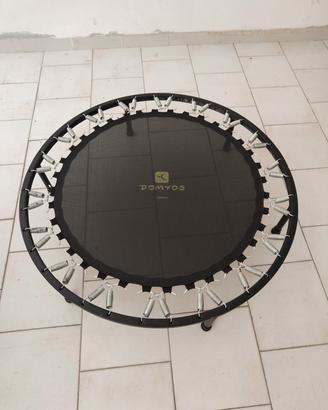 Trampolino Decathlon.