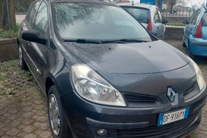 Clio 1.2 benzina anno 2007
