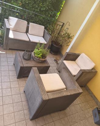 Set divanetti da esterno c/cuscini USATO 