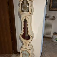 Orologio a pendolo laccato