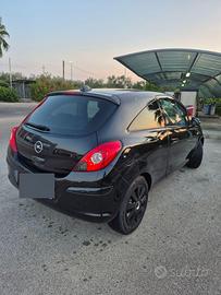 Opel corsa 3 porte 2011