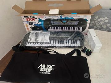 Tastiera musicale elettronica 