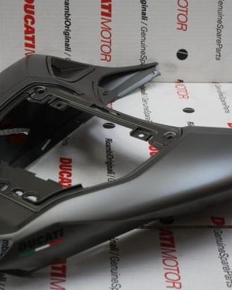 Codone Colorazione Titanium x Ducati Streetfighter