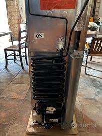 Frigo Thetford trivalente ad assorbimento