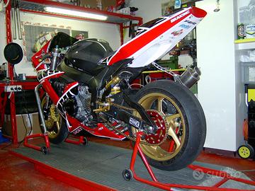 Smembro per ricambi R1 2003/2006 race 