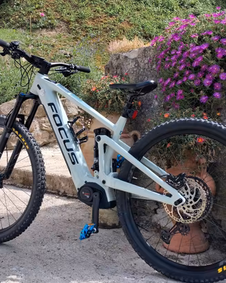 e-mtb focus  jam2 765km M