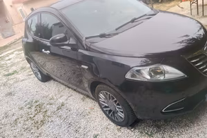 lancia y 2012 1.2 benz