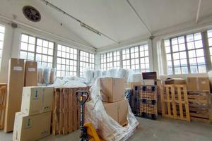 Capannone ufficio e abitazione