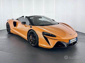 McLaren Artura Spider - McLaren Milano