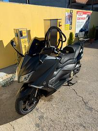 Yamaha Tmax IRON MAX 530