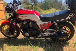 Moto Honda CB1100F super bol d'or