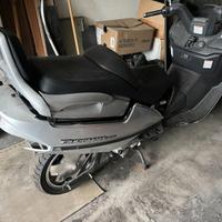 Suzuchi Burgman 400  da ricambi