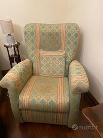 Poltorona  alazapersona reclinabile artigianale