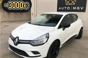 Renault Clio TCe 12V 75CV 5p Moschino Zen