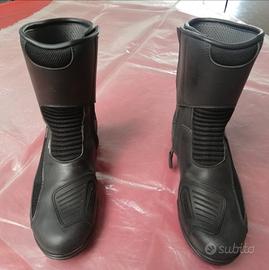 stivali moto 