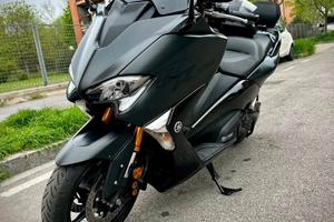 T MAX 530 SX